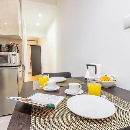 Διαμέρισμα With Private Patio