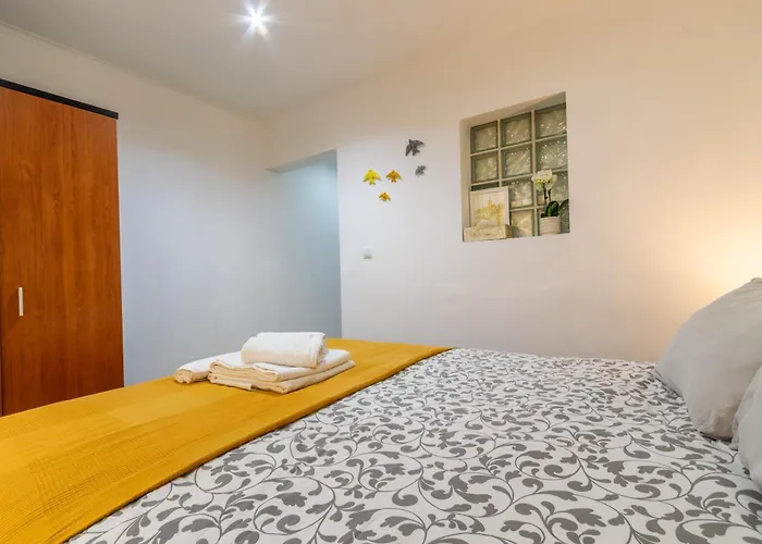 Apartment 1 *